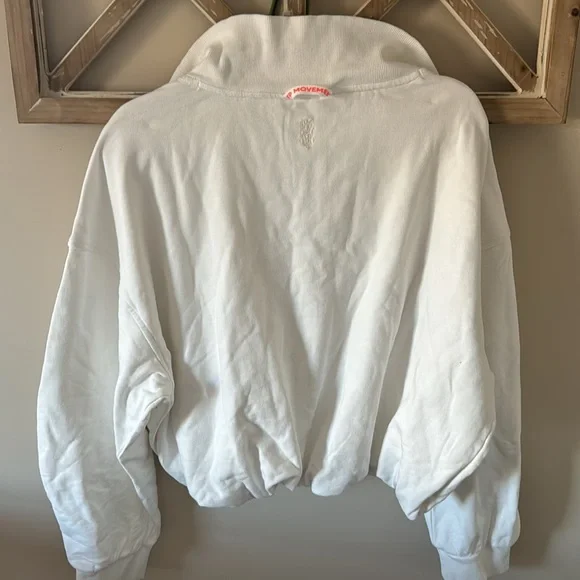 Free People Valley Girl Pullover NWOT White Large - Picture 8 of 10